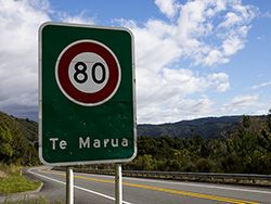 Te Marua sign (heading south)
